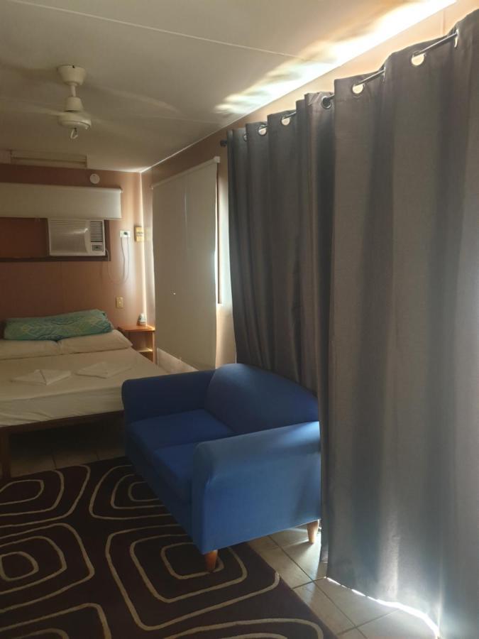 פארקס Newell Hwy Caravan Park מראה חיצוני תמונה